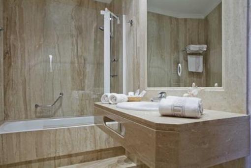 фото отеля Europa Hotel Madrid