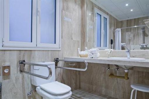 фото отеля Europa Hotel Madrid