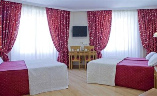 фото отеля Europa Hotel Madrid