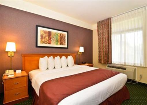 фото отеля Comfort Suites Mission Valley