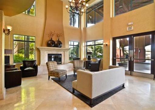 фото отеля Comfort Suites Mission Valley