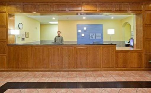 фото отеля Holiday Inn Express Houston Hobby Airport