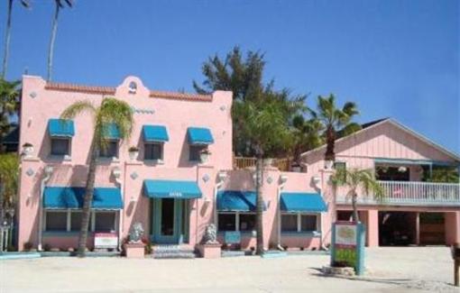 фото отеля The Ringling Beach House - A Siesta Key Suites Property