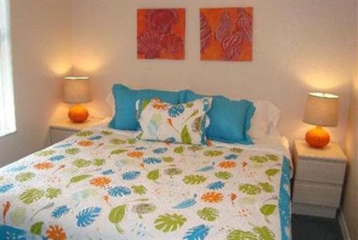 фото отеля The Ringling Beach House - A Siesta Key Suites Property