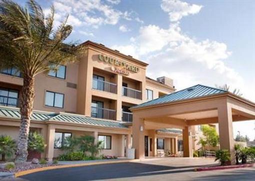 фото отеля Courtyard Las Vegas Summerlin