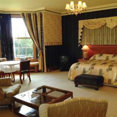 фото отеля Balgeddie House Hotel