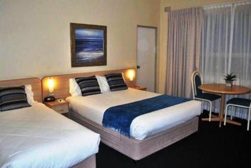 фото отеля BEST WESTERN Ashfields Philip Lodge Motel