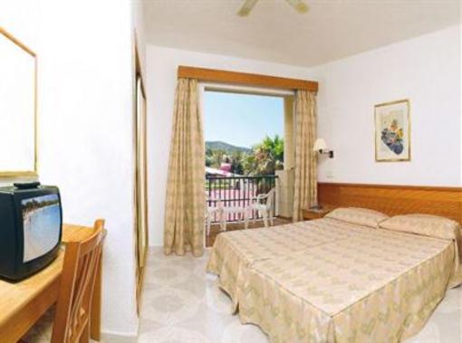 фото отеля Barcelo Pueblo Ibiza Hotel Ibiza