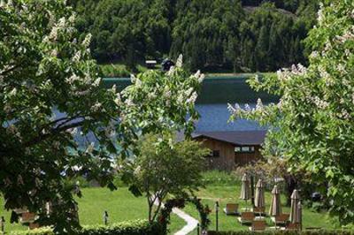 фото отеля Strandhotel Weissenseerhof Weissensee