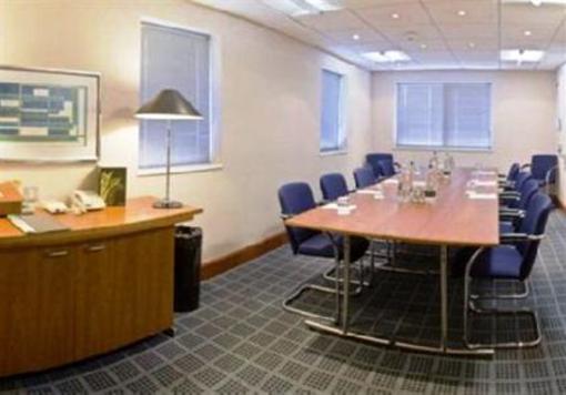 фото отеля Holiday Inn Maidstone Sevenoaks