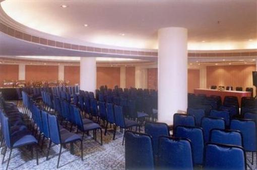 фото отеля The Muthoot Plaza Hotel Trivandrum