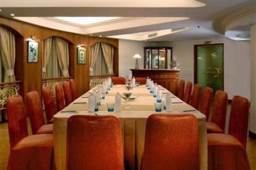фото отеля The Muthoot Plaza Hotel Trivandrum