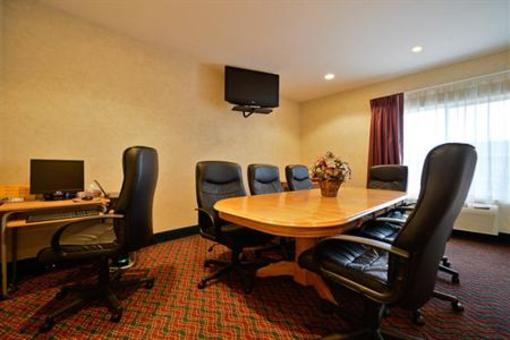 фото отеля BEST WESTERN PLUS Howe Inn