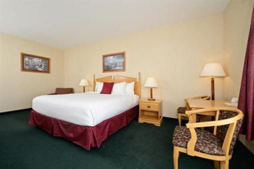 фото отеля BEST WESTERN PLUS Howe Inn