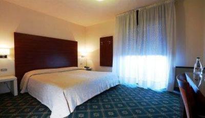 фото отеля Tiby Ritz