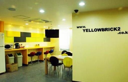 фото отеля Yellow Brick 2