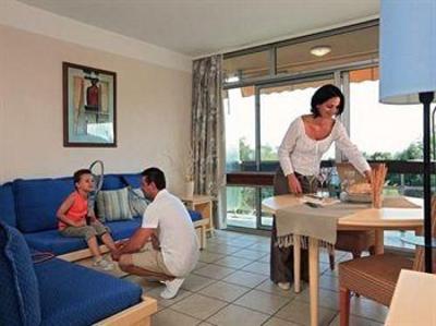 фото отеля Residence Pierre & Vacances Heliotel Marine Saint-Laurent-du-Var