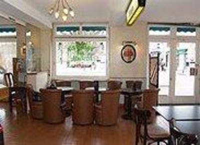 фото отеля Le Dauphin Hotel Hourtin