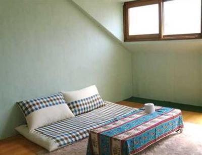 фото отеля Danim Backpackers Jingolmok