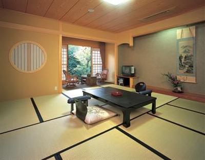 фото отеля Yuraku Hotel