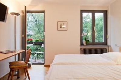 фото отеля Gruner Baum Gasthaus