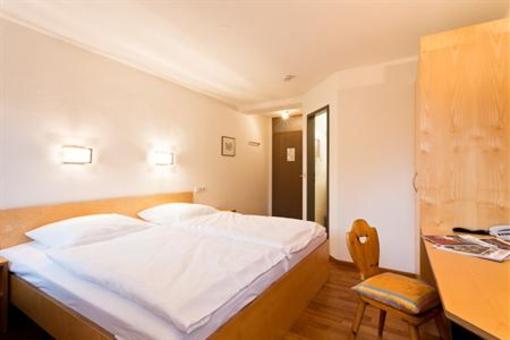 фото отеля Gruner Baum Gasthaus
