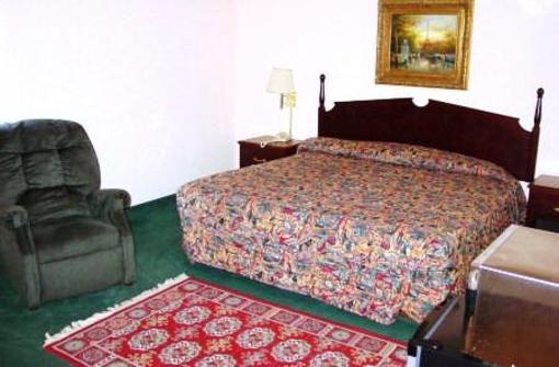 фото отеля Country Hearth Inn Monroe