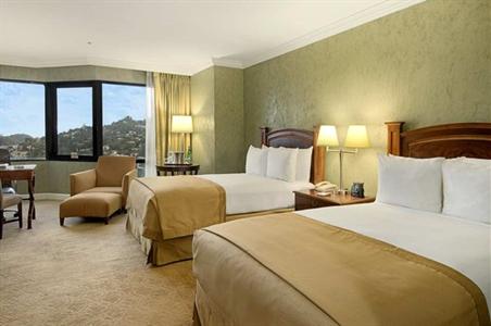 фото отеля Hilton Los Angeles / Universal City