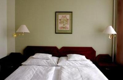 фото отеля Komfort Hotel Platan
