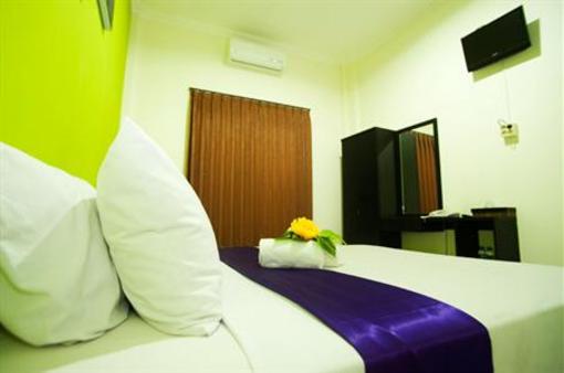 фото отеля Tirta Kencana Hotel & Garden Resto