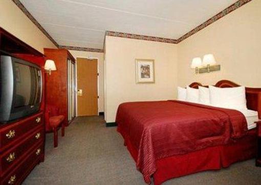 фото отеля Quality Inn Somerset (Massachusetts)
