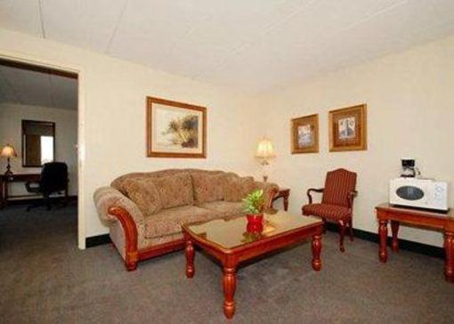 фото отеля Quality Inn Somerset (Massachusetts)