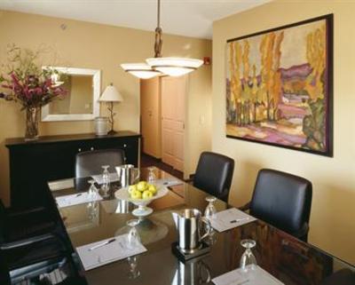 фото отеля Holiday Inn Hotel & Suites St. Paul NE - Lake Elmo