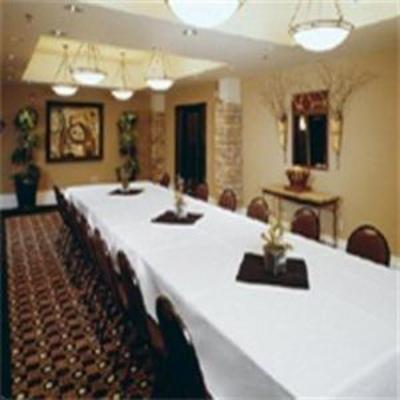 фото отеля Holiday Inn Hotel & Suites St. Paul NE - Lake Elmo