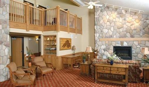 фото отеля AmericInn Lodge & Suites Munising Wetmore