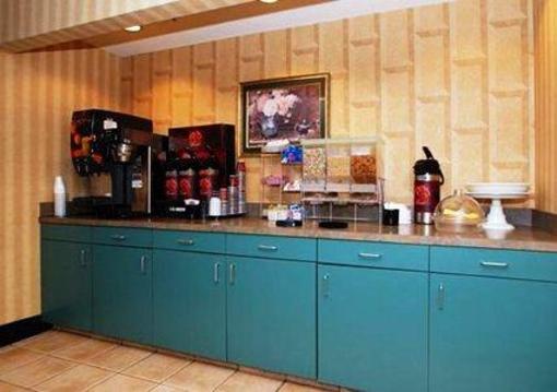 фото отеля Comfort Suites Richmond