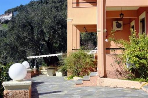 фото отеля Aphrodite Apartments Agios Gordios