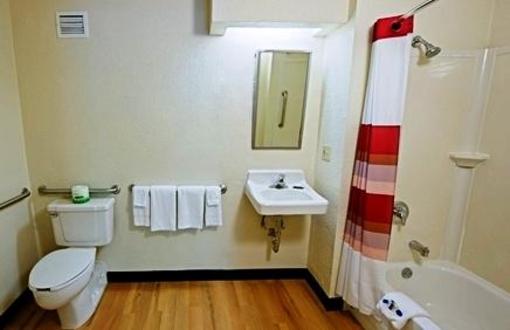 фото отеля Red Roof Inn Tinton Falls