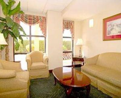 фото отеля Comfort Inn & Suites Lantana