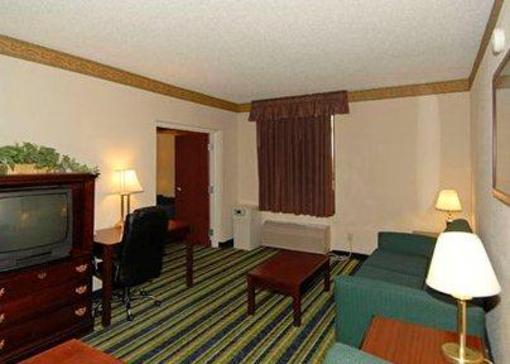 фото отеля Comfort Inn & Suites Lantana