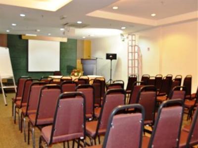 фото отеля Amansari Hotel Pandan City