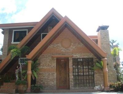 фото отеля Tiptop Vacation Homes Baguio City