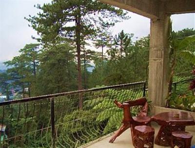 фото отеля Tiptop Vacation Homes Baguio City