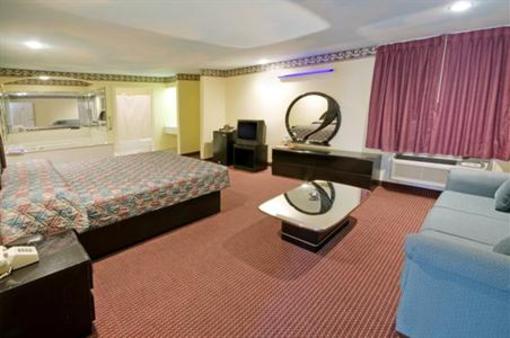 фото отеля Americas Best Value Inn & Suites-Houston North