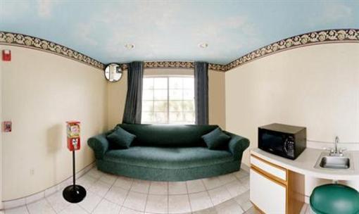 фото отеля Americas Best Value Inn & Suites-Houston North