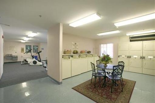 фото отеля Candlewood Suites St. Louis