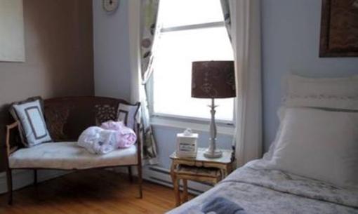 фото отеля Gite MammBolduc Bed and Breakfast Montreal
