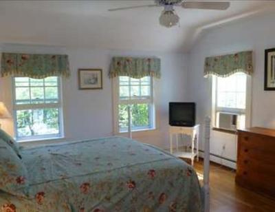 фото отеля Ashley Inn Edgartown