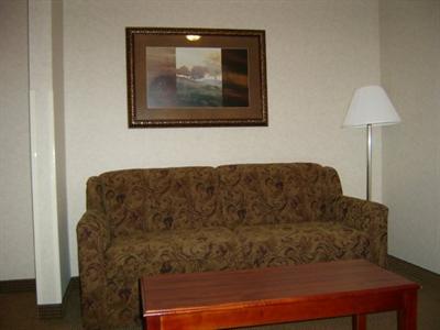 фото отеля Holiday Inn Express Hotel & Suites Emporia (Kansas)
