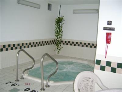 фото отеля Holiday Inn Express Hotel & Suites Emporia (Kansas)